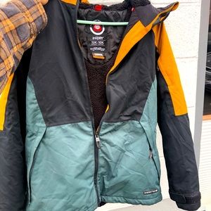 686 ski snowboard winter jacket women’s medium